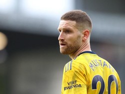 Jarang Main dan Di-bully Fans Arsenal, Mustafi Sempat Ingin Pensiun