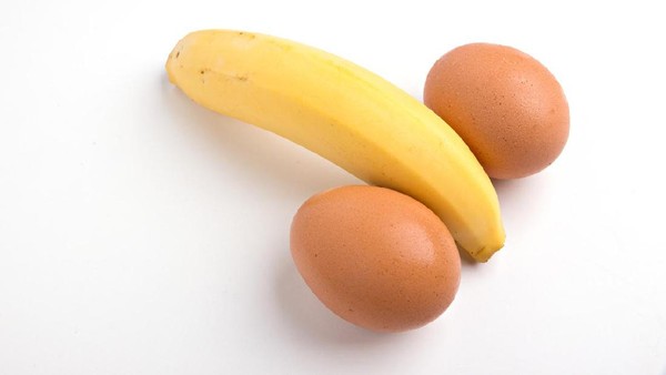 pisang telur testis penis mr p Bananas and eggs