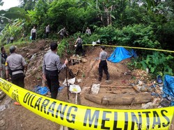 Polisi Tutup Puluhan Lubang Tambang Emas Ilegal di TNGHS Sukabumi