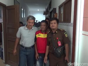 Kejari Sragen Tahan 2 Tersangka Korupsi Bantuan Mesin Pertanian Kejari Sragen Tahan 2 Tersangka Korupsi Bantuan Mesin Pertanian