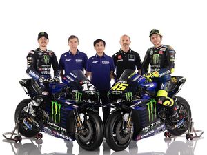 Rossi-Vinales Luncurkan Motor MotoGP Yamaha YZR-M1 Musim 2020