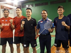 Menpora Tinjau Latihan Anthony Ginting Cs