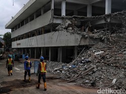 Memori dan Ungkapan Sedih Seniman Lihat Graha Bhakti Budaya TIM Dibongkar