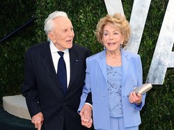 Kisah Cinta Kirk Douglas dan Istri, 66 Tahun Setia Sampai Ajal Menjemput