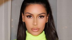 Potret Duo Bersaudari dari Timur Tengah yang Mirip Keluarga Kardashian