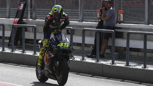 Valentino Rossi untuk sementara di posisi kedelapan tes MotoGP di Sepang.