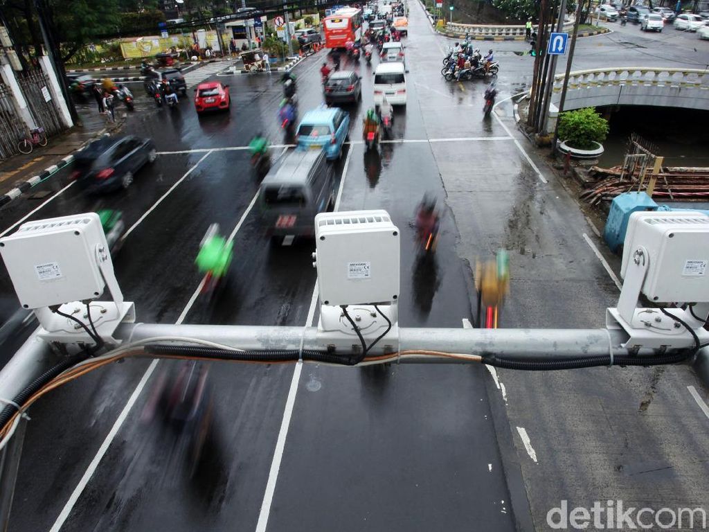 Mulai Diberlakukan, Ini 21 Titik Kamera Tilang Elektronik di Bandung