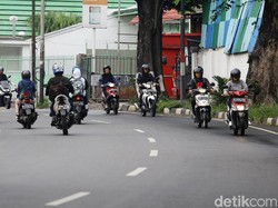 Gimana SIM Mau Berlaku Seumur Hidup, Nggak Ada Polisi Saja Pada Lawan Arah