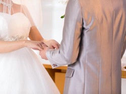 Imbas Penularan Virus Corona, Pasangan Ini Menikah lewat Live Streaming