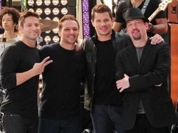 Dunia Darurat Corona, 98 Degrees Batalkan ke Indonesia