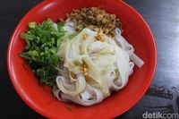 Unik! Bakso Khas Medan dengan Potongan Daging dan Jeroan yang Legendaris