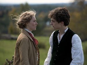 Heboh Ada Botol Air Mineral di Film Little Women