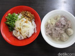 Unik! Bakso Khas Medan dengan Potongan Daging dan Jeroan yang Legendaris