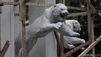 Perbaikan Patung Harimau Loncat di Bandung