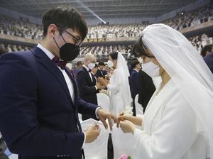 Ribuan Warga Korsel Ikut Nikah Massal di Tengah Wabah Corona