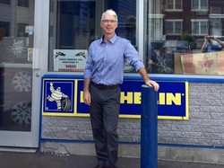 Pria Ini Pilih Bakar Uangnya Rp 10 M, Daripada Kasih Tunjangan ke Eks Istri