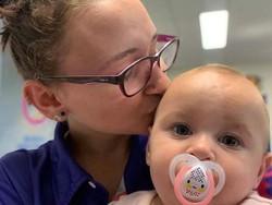 Remaja Putri yang Punya Bayi Tidak Harus Putus Sekolah di Australia