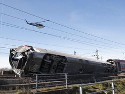 Kereta Berkecepatan Tinggi Anjlok di Italia, 2 Masinis Tewas dan 31 Luka