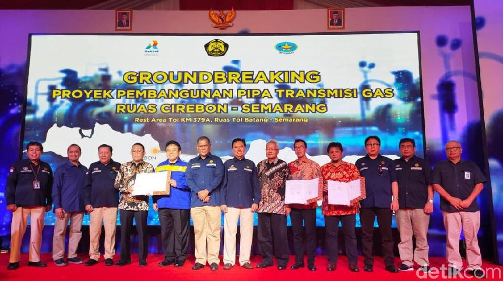 Momen BPH Migas Groundbreaking Pipa Transmisi Gas Cirebon-Semarang