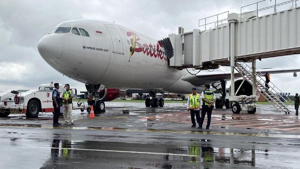 Deretan Pesawat yang Evakuasi Warganya dari China