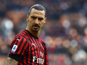 Masuk Ruang Ganti Hammarby, Ibrahimovic Langgar Protokol COVID-19? Masuk Ruang Ganti Hammarby, Ibrahimovic Langgar Protokol COVID-19?