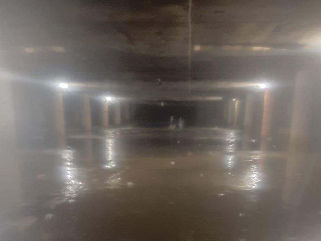 Hujan Deras, Underpass Kemayoran Banjir Lagi Hujan Deras, Underpass Kemayoran Banjir Lagi