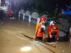 Hujan Deras, Sejumlah Wilayah di Bogor Banjir dan Longsor