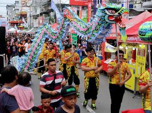 Potret Semarak Cap Go Meh di Sejumlah Daerah Indonesia
