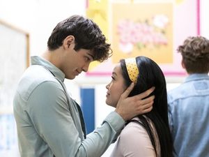 Sekuel To All The Boys: P.S. I Love You yang Masih Menggemaskan Sekuel To All The Boys: P.S. I Love You yang Masih Menggemaskan
