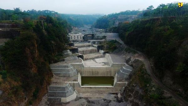 Ini Dia Pengendali Muntahan Isi Perut Merapi