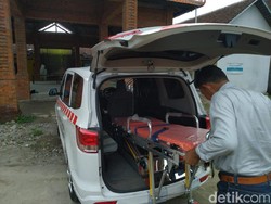 Tak Punya Perbup, Banyak Mobil Siaga Desa di Mojokerto Tabrak Permendes