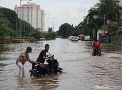 LRT Jakarta Bantah Banjir di Kelapa Gading Bukan Karena Proyeknya
