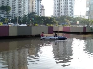 Disedot Pompa, Banjir di Underpass Kemayoran Turun Jadi 3,5 Meter    