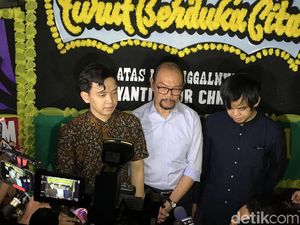 Kenangan Anak Akan Sosok Yanti Noor yang Periang dan Membebaskan Kenangan Anak Akan Sosok Yanti Noor yang Periang dan Membebaskan