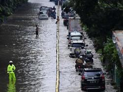 7 Tipe Netizen yang Kritik Gubernur Anies soal Banjir