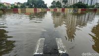 Duh... Underpass Kemayoran Kebanjiran Lagi