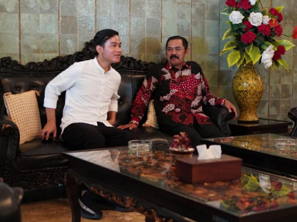 PDIP Berpotensi Lawan Kotak Kosong, FX Rudy: Hadapi, Tak Perlu Boneka PDIP Berpotensi Lawan Kotak Kosong, FX Rudy: Hadapi, Tak Perlu Boneka