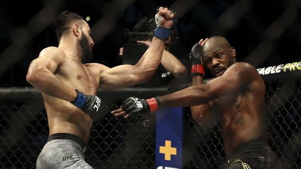 Stres Pandemi Virus Corona Picu Bintang UFC Ditangkap Polisi