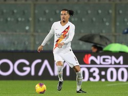 Duh Aduh... Chris Smalling