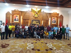 Sambut Piala Gubernur Jatim dan FIFA Word Cup U-20, Suporter Deklarasi Damai