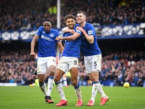 Usai Dekati Barcelona, Perusahaan Ganja Ini Bakal Sponsori Everton? Usai Dekati Barcelona, Perusahaan Ganja Ini Bakal Sponsori Everton?