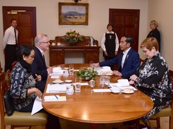 Dijamu Makan Malam PM Morrison, Jokowi Tulis Pesan Persahabatan RI-Australia