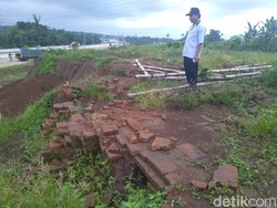 Jasa Marga Bangun Dinding Penahan Tanah Situs Sekaran di Tol Pandaan-Malang