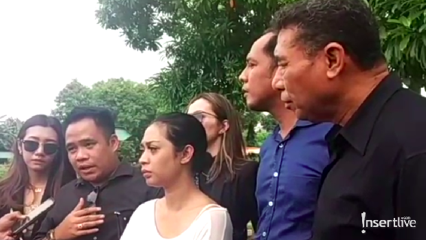 Karen Pooroe bersama tim kuasa hukumnya