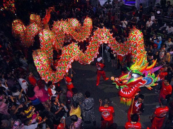 Foto: Semaraknya Cap Go Meh Berbagai Daerah di Indonesia