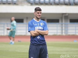 Tiga Benteng Persib Bandung Makin Klop