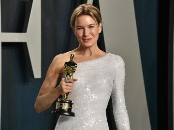 Potret Renee Zellweger yang Perubahan Wajahnya Kembali Jadi Sorotan