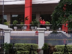 Salam Metal Achmad-Teguh Sebelum Fit & Proper Test di DPP PDIP