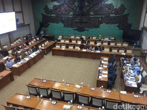 DPR Cecar BEI soal Pengawasan Kasus Saham Gorengan Jiwasraya