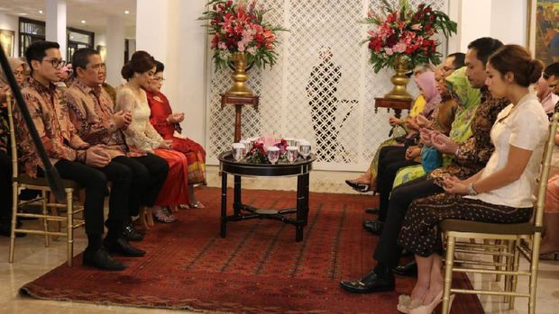 Acara lamaran Danny dan Raiyah